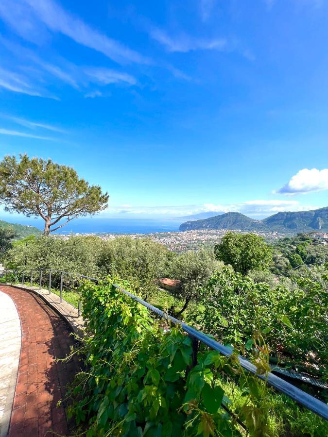 Fountain House Sorrento Apartment